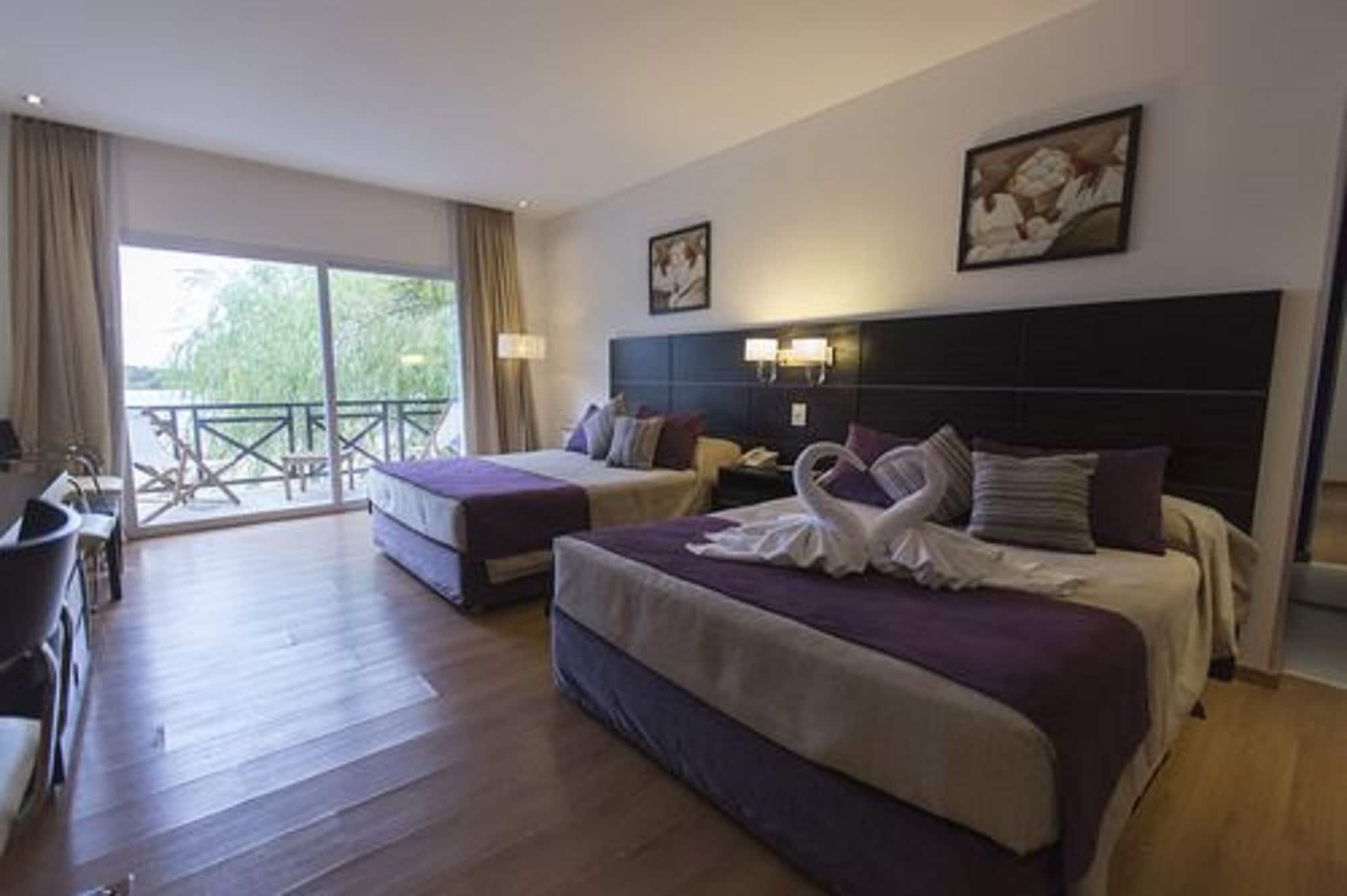 Howard Johnson Marinas & Resort San Pedro (Buenos Aires) Exterior foto