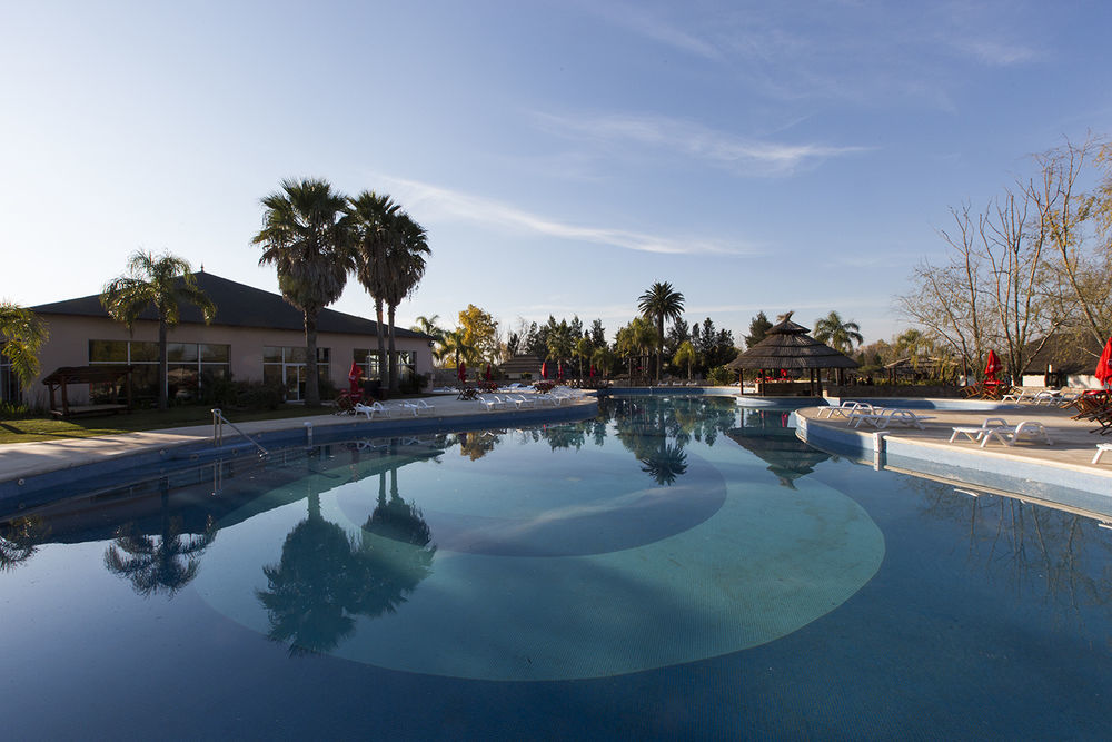 Howard Johnson Marinas & Resort San Pedro (Buenos Aires) Exterior foto